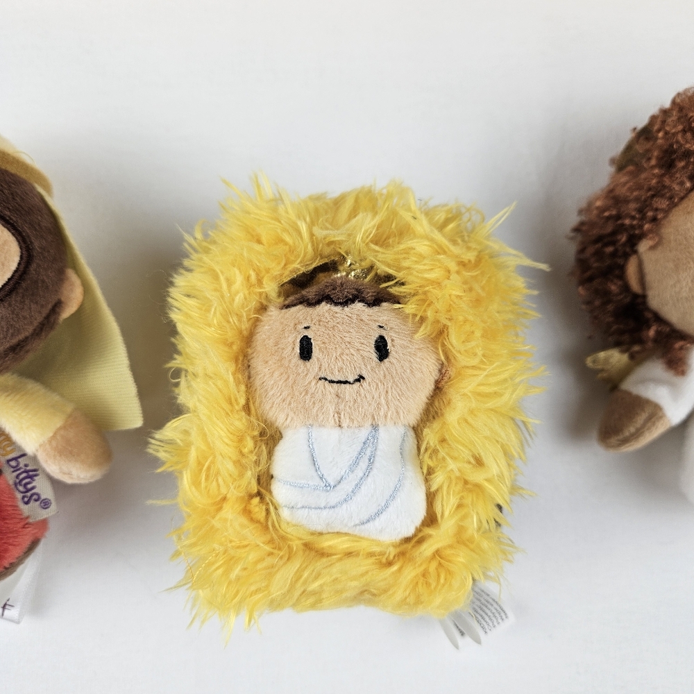 Hallmark Itty Bittys Nativity Set Plush Toys Holiday Christmas - Picture 8 of 12